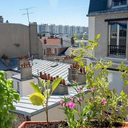 Lovely Place In Montmartre * Parigi